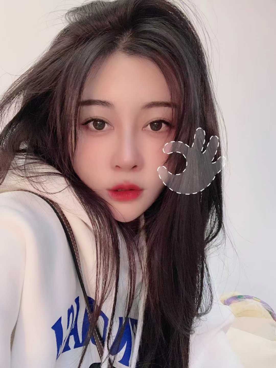 南湖公园小柳岩，漂亮温柔